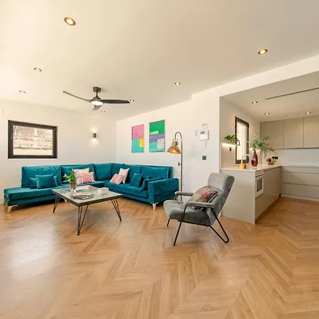Isg Apartments Luxury Apartment By The Cathedral Seville Exterior photo